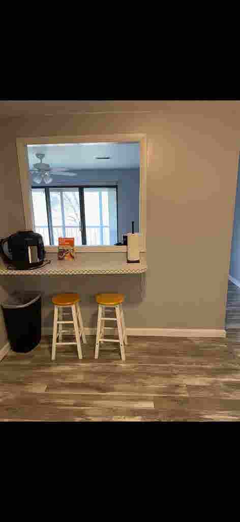 Need a roommate to move in