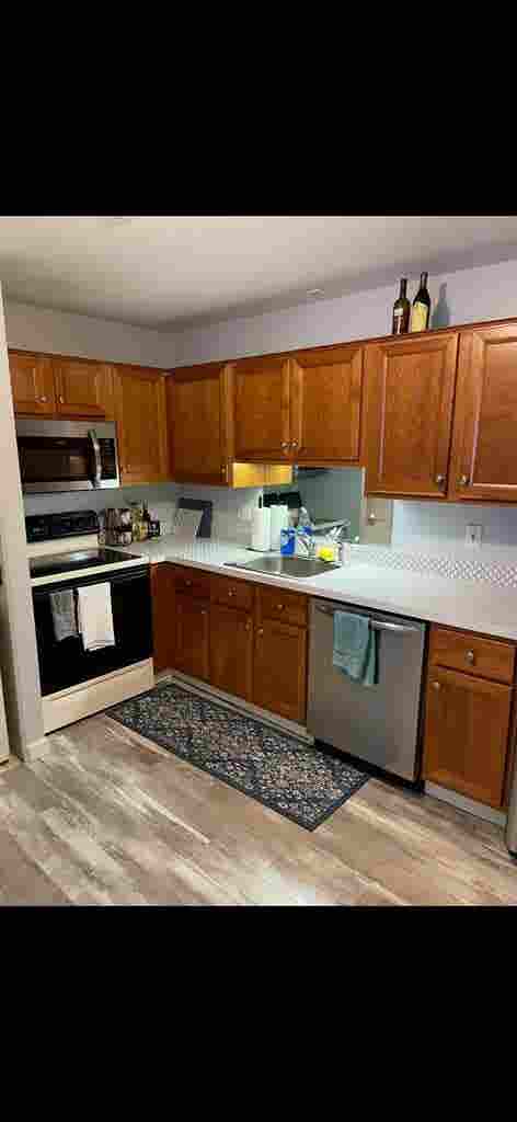 Need a roommate to move in
