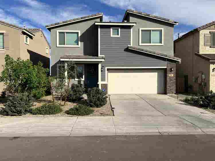 Beautiful Avondale New home