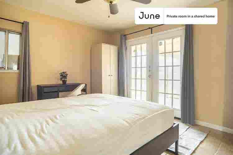 4 BR in Austin
