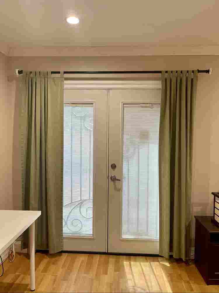 Spacious room w/private entrance