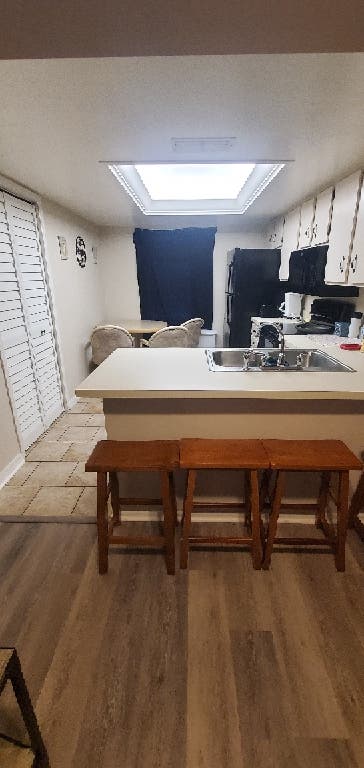 Furnished, Gated GC, Pool, Shopping
