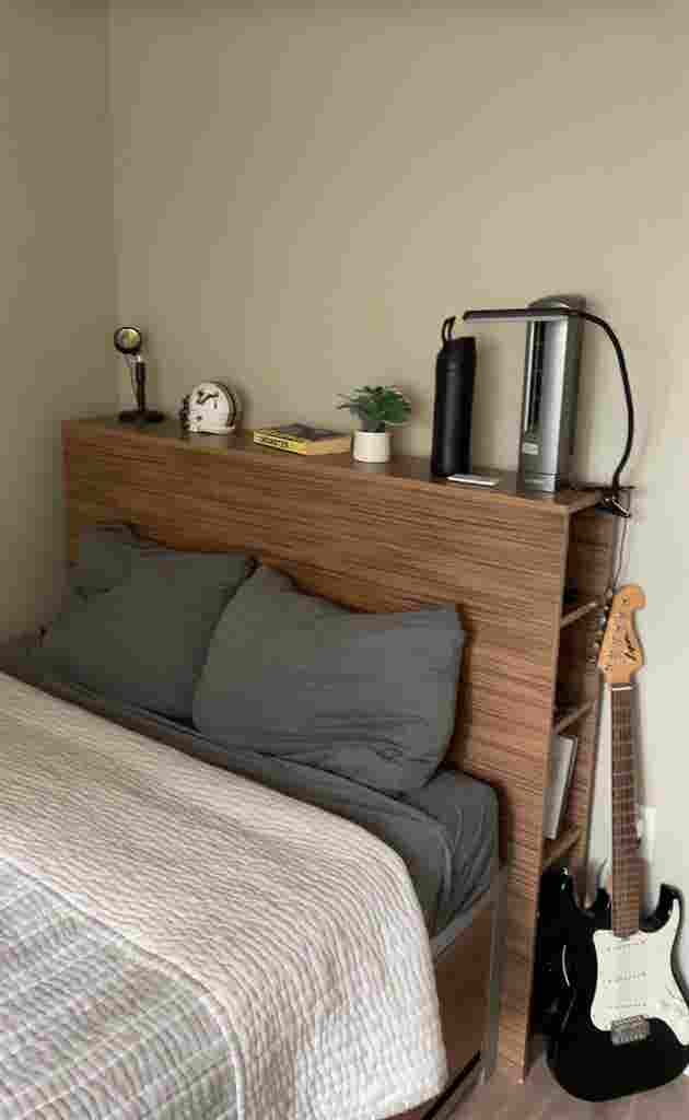 URGENT SUBLEASING!(Male) $/month