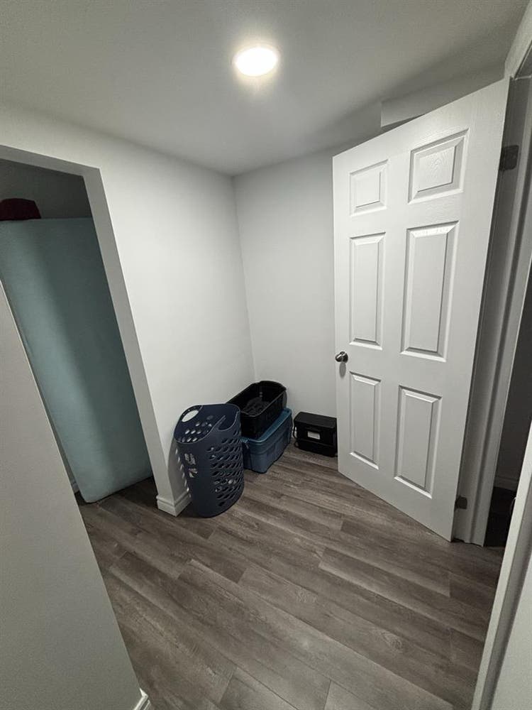 Need a clean roommate