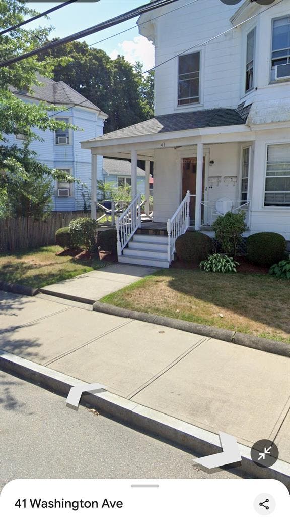 Roommates wanted