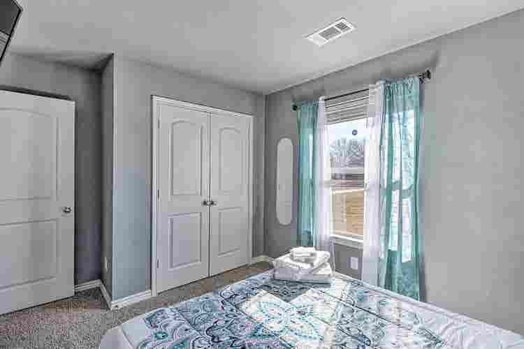 4 BR in Lancaster