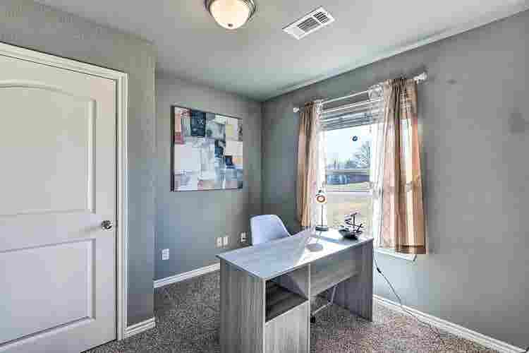 4 BR in Lancaster