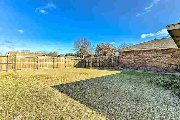 4 BR in Lancaster