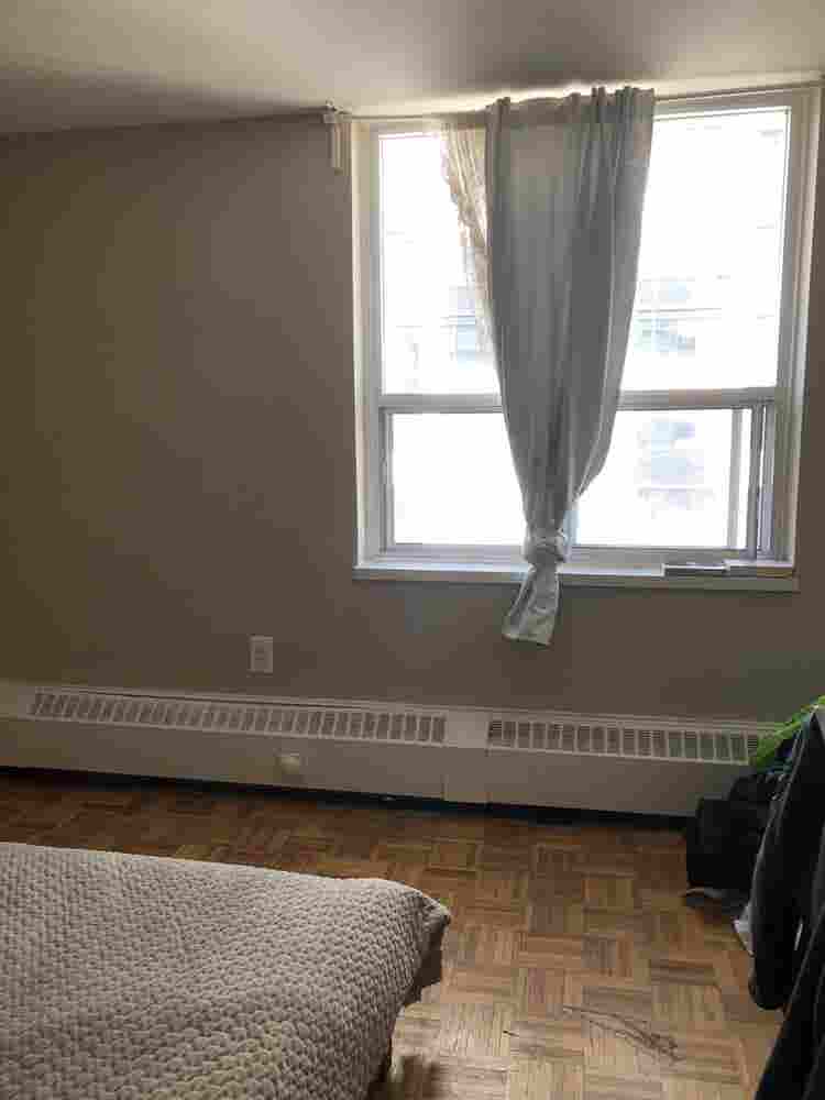 To Share: -Bath, High Park