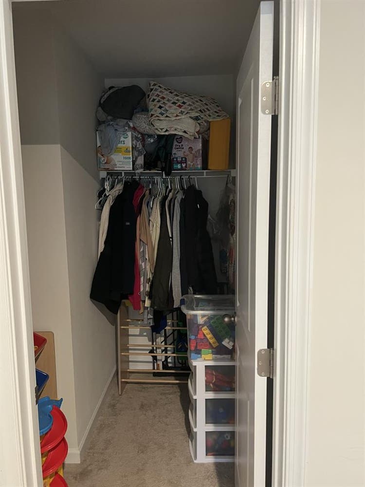 Room and walk in closet