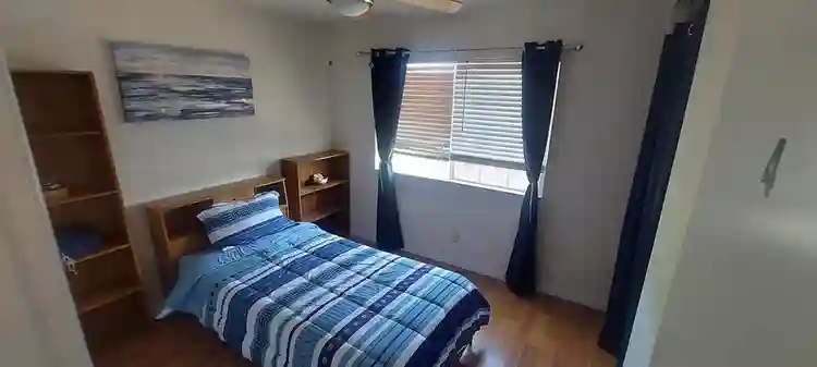 Furnished room in South Sacramento