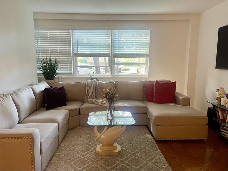 Cozy and bright room