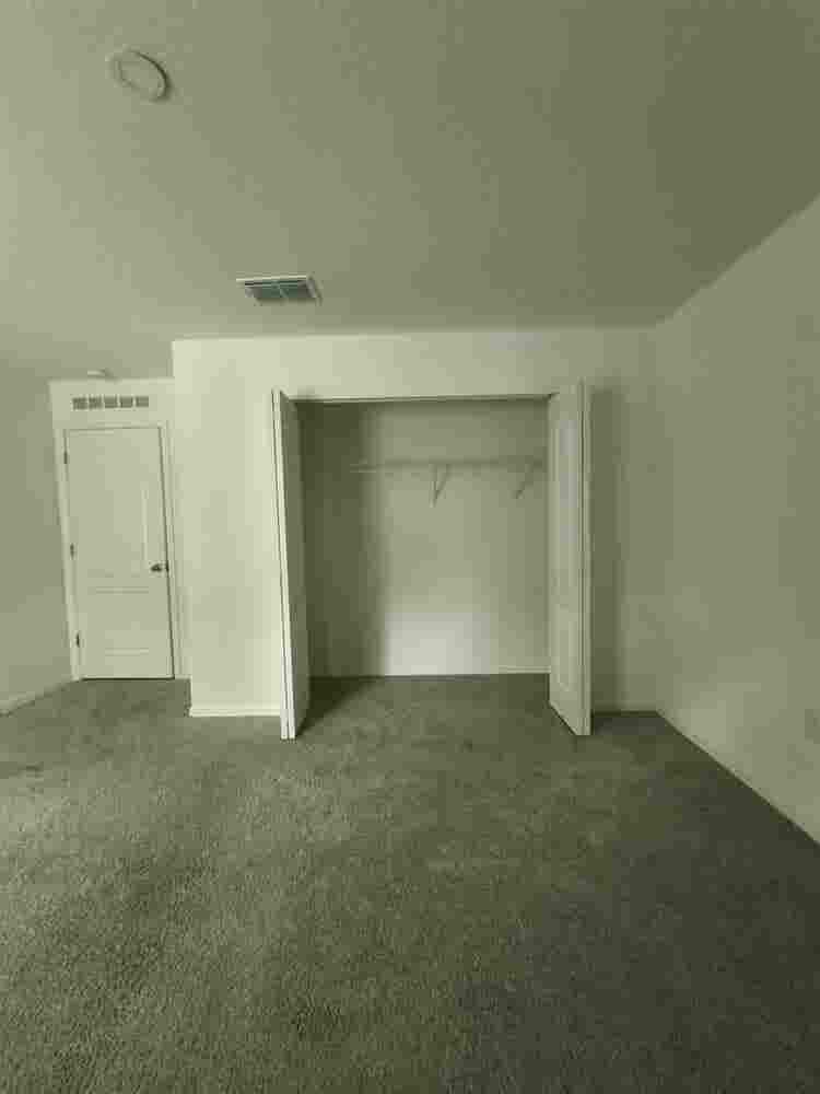 Quiet room for rent.