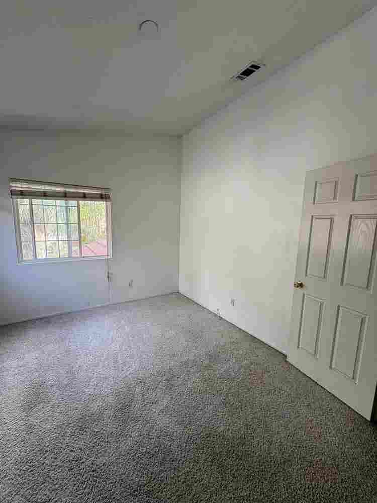 Spacious & Private Room in Murrieta
