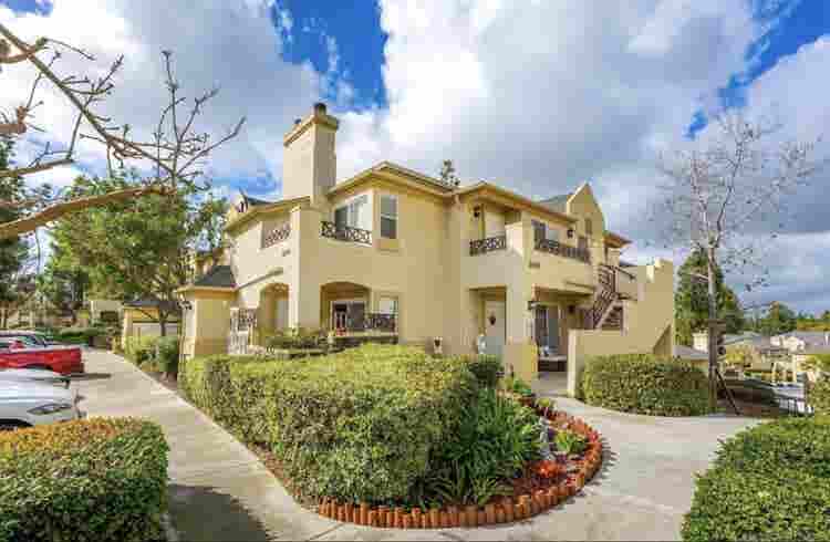 🏡 Room in Eastlake w/ Utilities