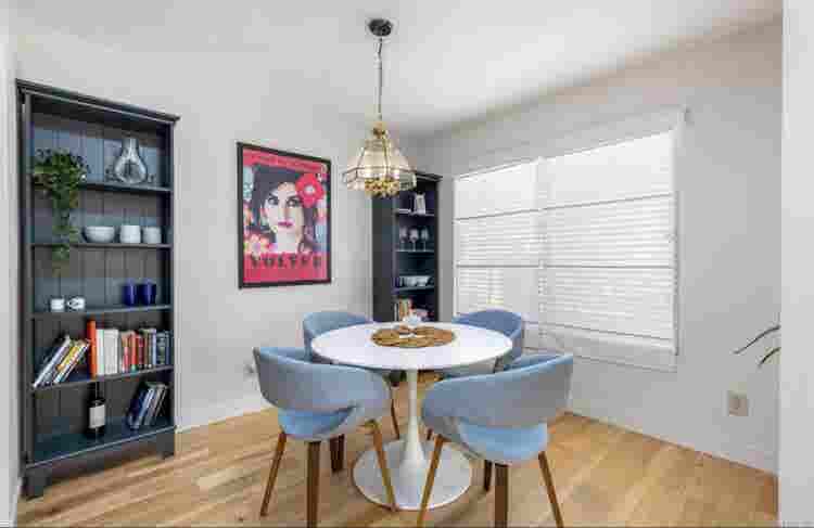 🏡 Room in Eastlake w/ Utilities