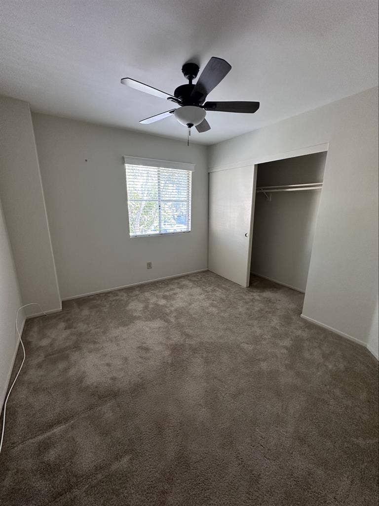 🏡 Room in Eastlake w/ Utilities