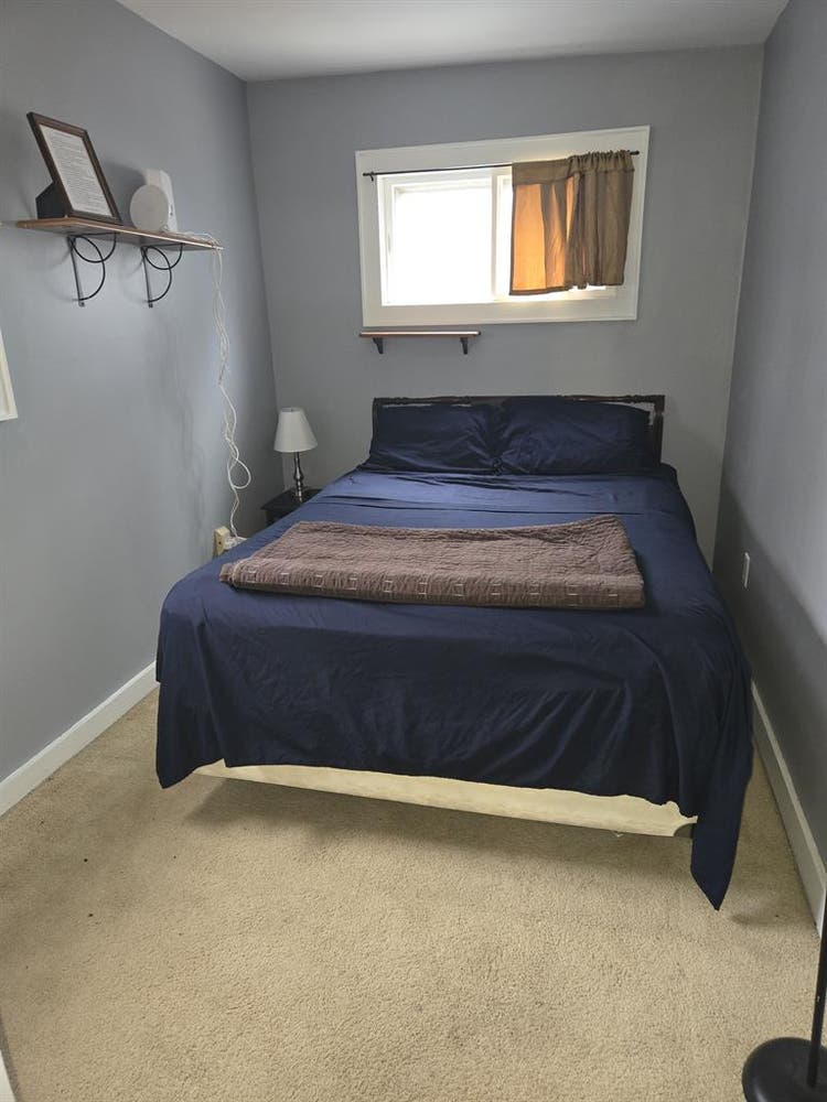 Renting one room in a 4 BR house