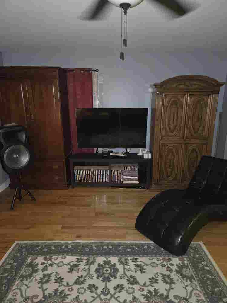 Renting one room in a 4 BR house