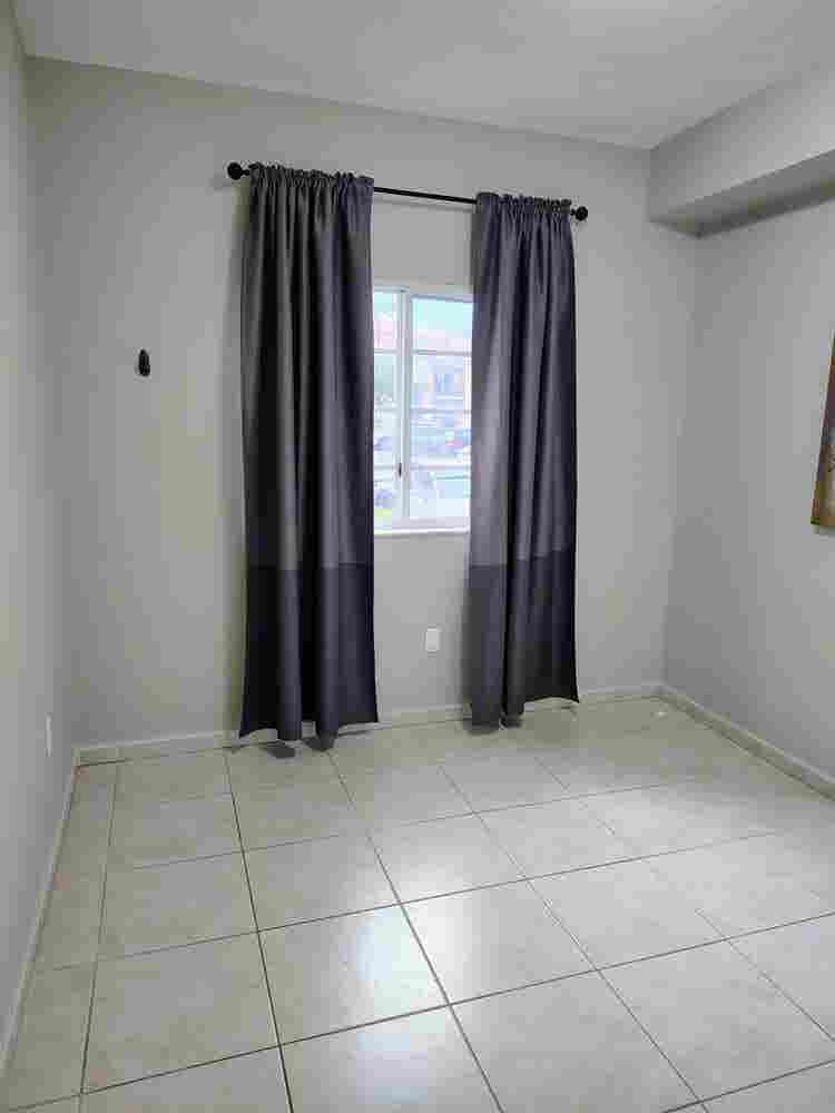 Cozy room in gated community