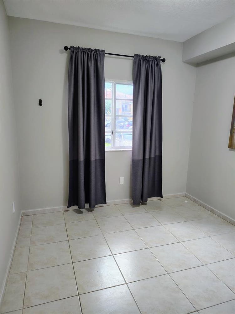 Cozy room in gated community