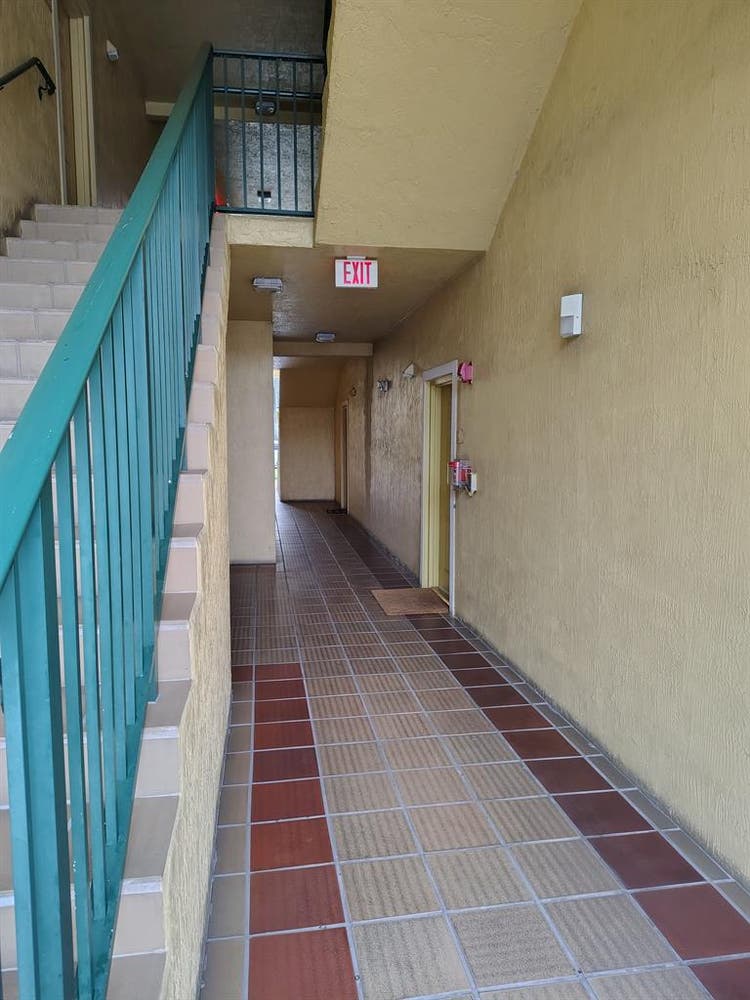 Cozy room in gated community