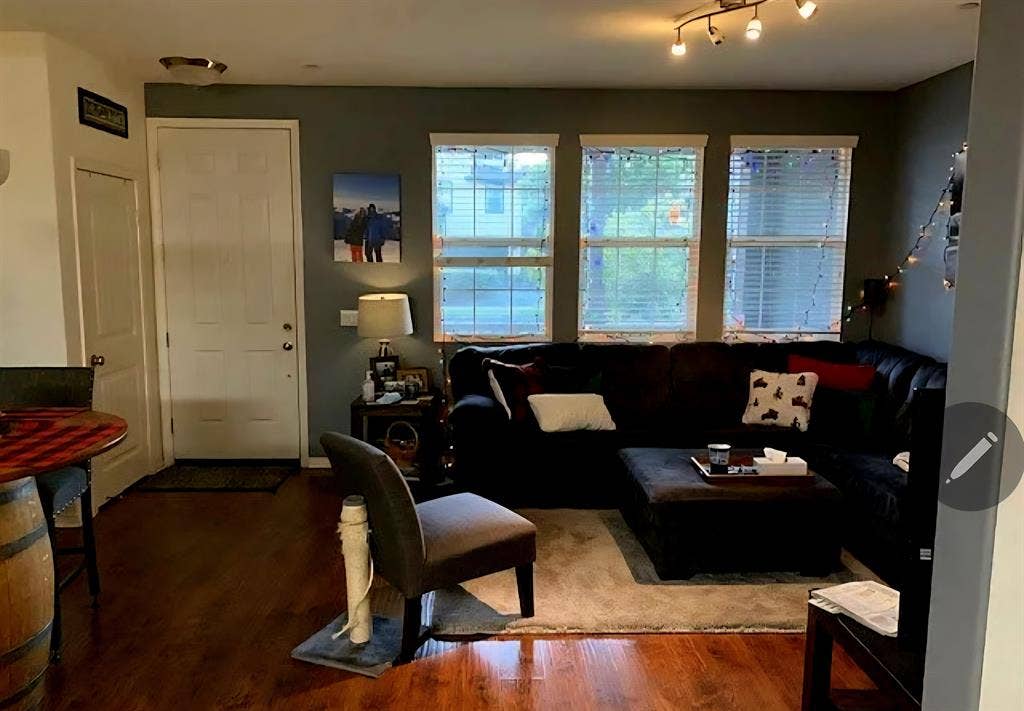 Master Bedroom In Riverpark