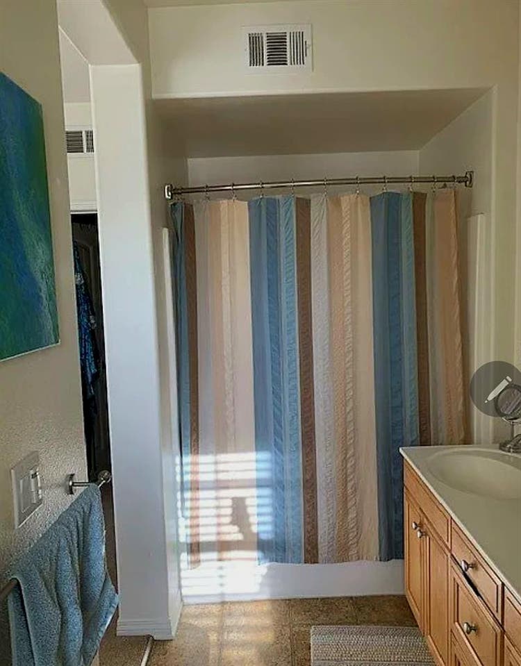 Master Bedroom In Riverpark