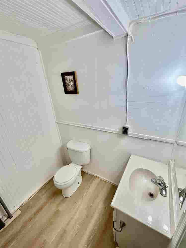 1 BR in Petersburg