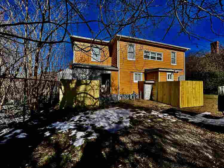 1 BR in Petersburg