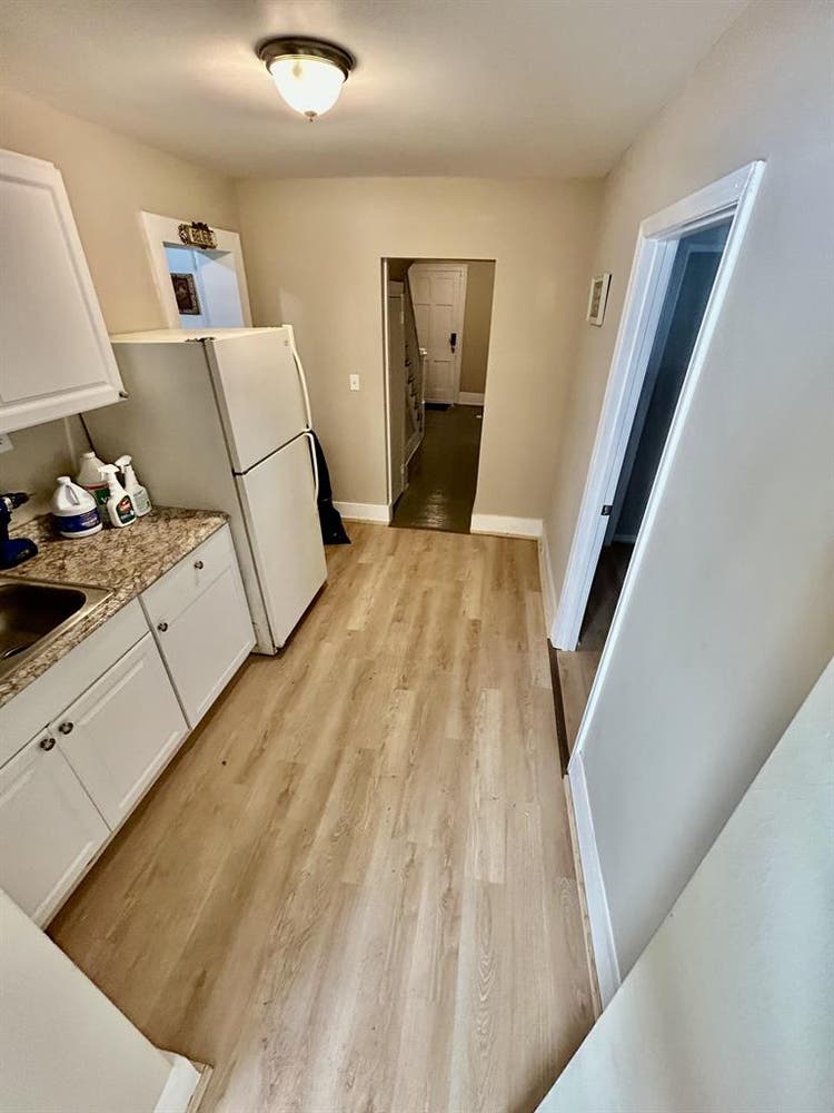 1 BR in Petersburg