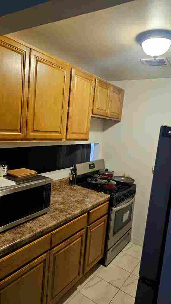 Large Room for Rent