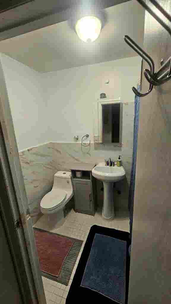 Large Room for Rent