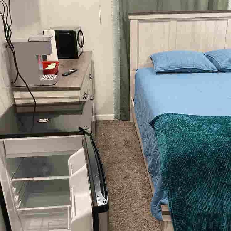 Goodyear Arizona furnished rooms 