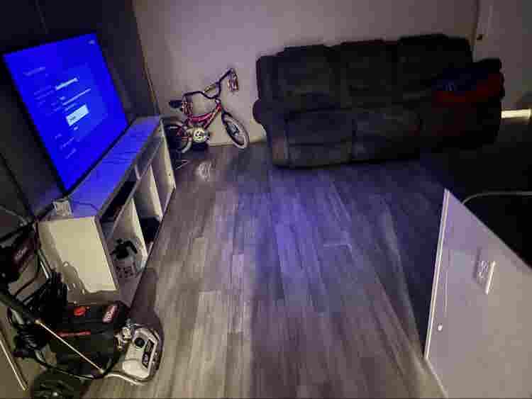 Room Available with Dajah & James