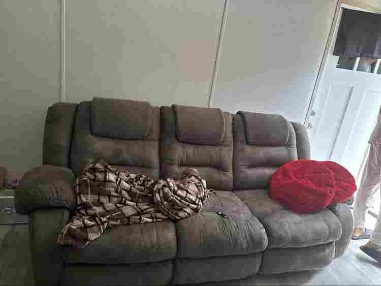 Room Available with Dajah & James