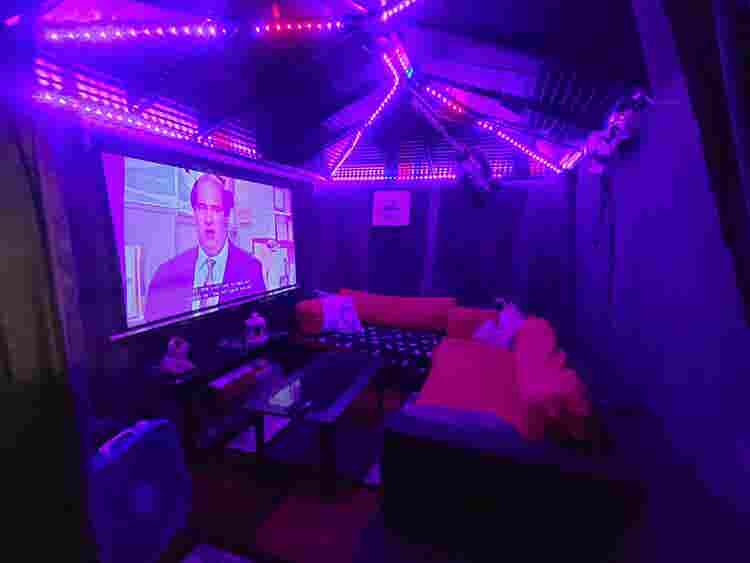 Room for rent in luxury home
