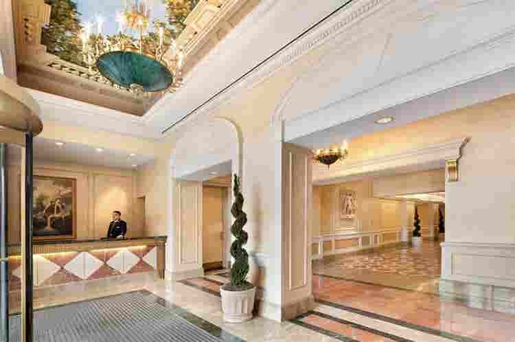 Share this ocean view FiDi apt