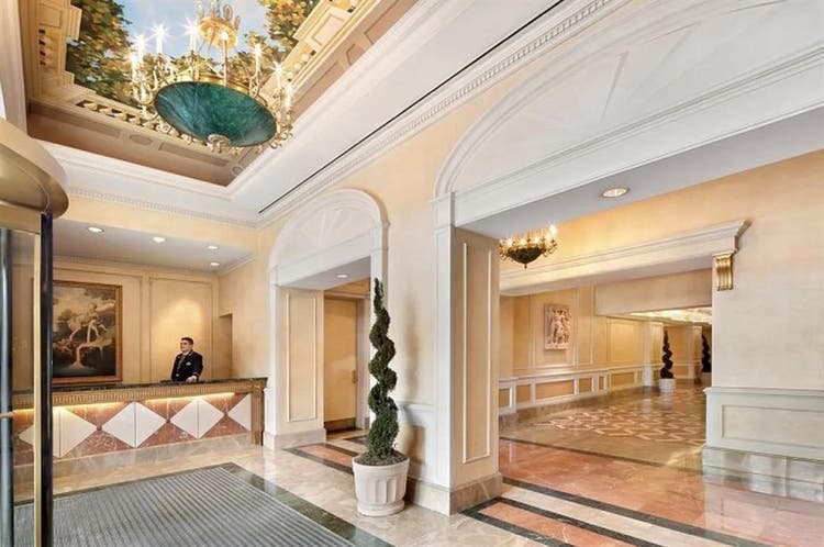 Share this ocean view FiDi apt