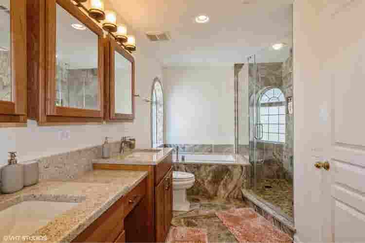Beautiful house in Bartlett
