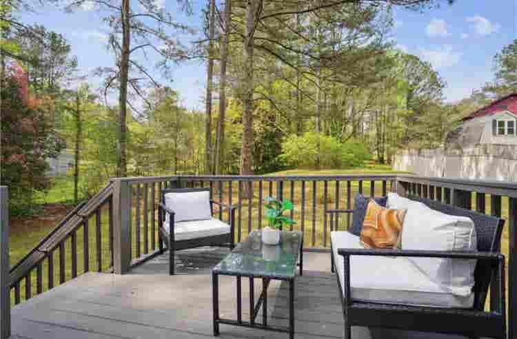 Fully furnished room in Atlanta