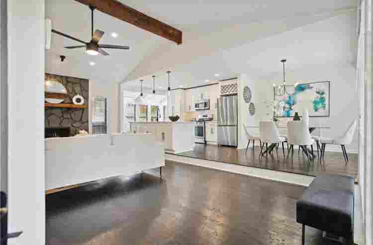 Fully furnished room in Atlanta