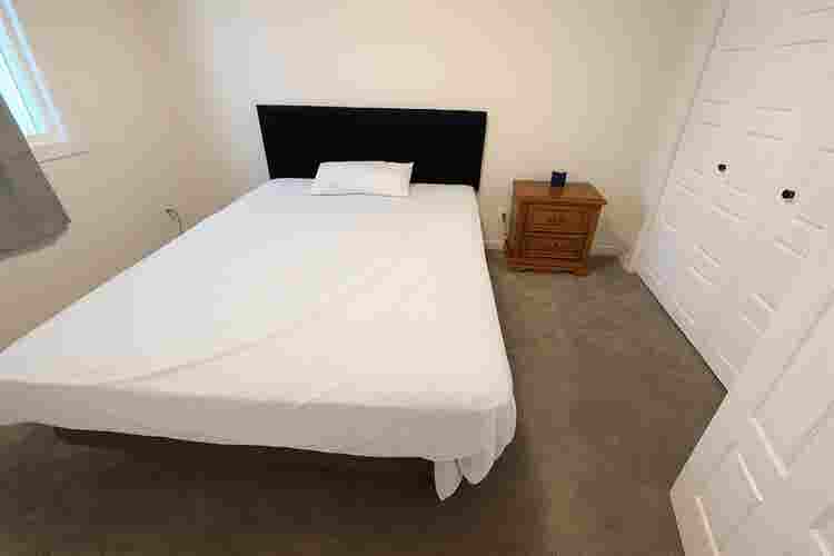 2 rooms available in shared house