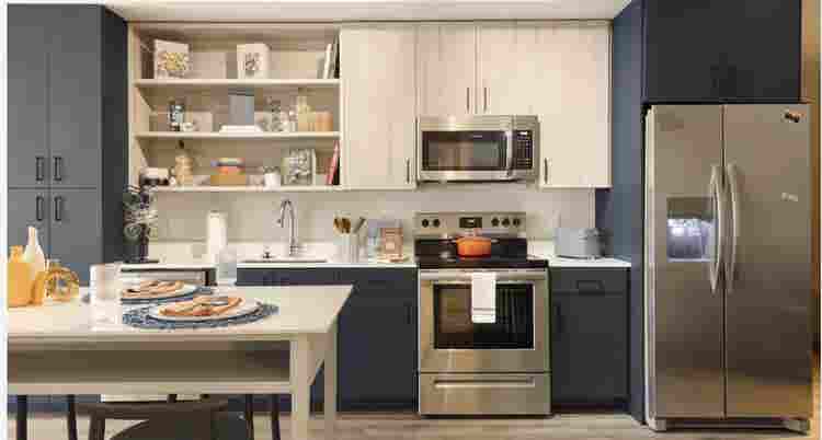 Luxury Apt at penn state