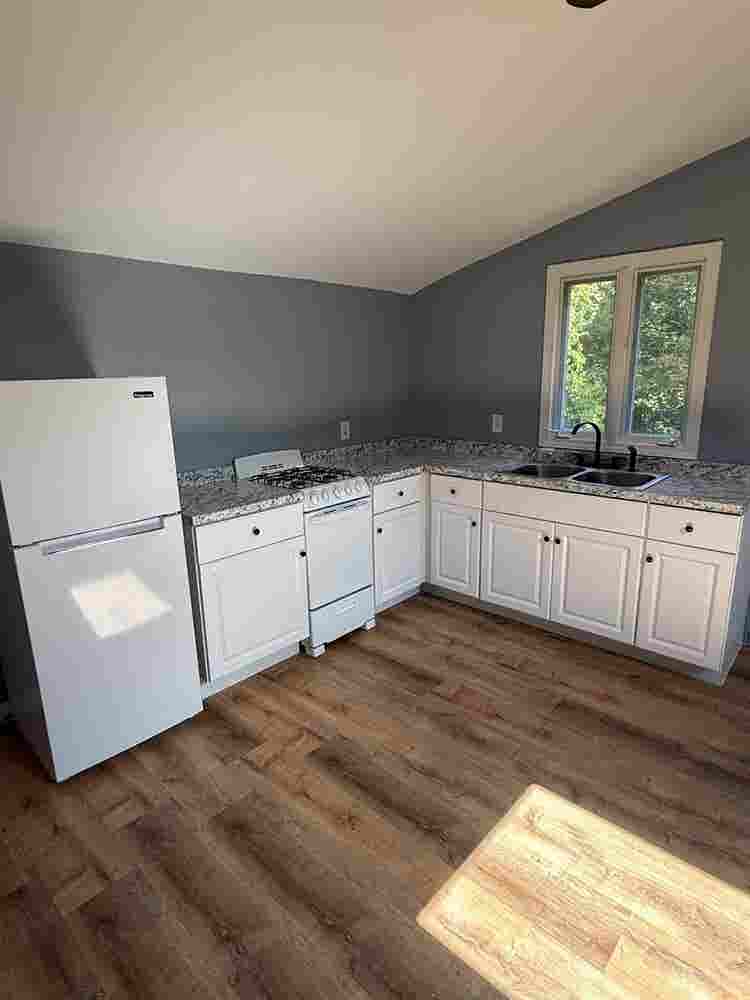 Bright, unfurnished, 1 Brm Apt