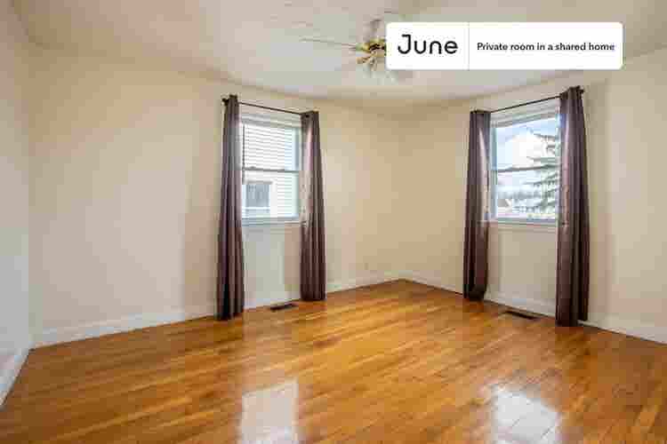 5 BR in Boston