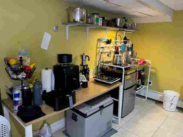 Basement Apartment Private.