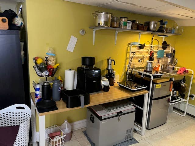 Basement Apartment Private.