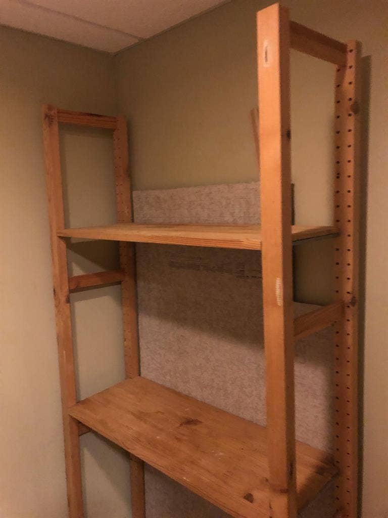 Basement Apartment Private.