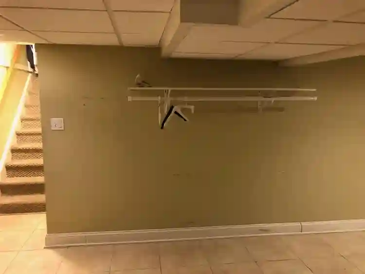 Basement Apartment Private.